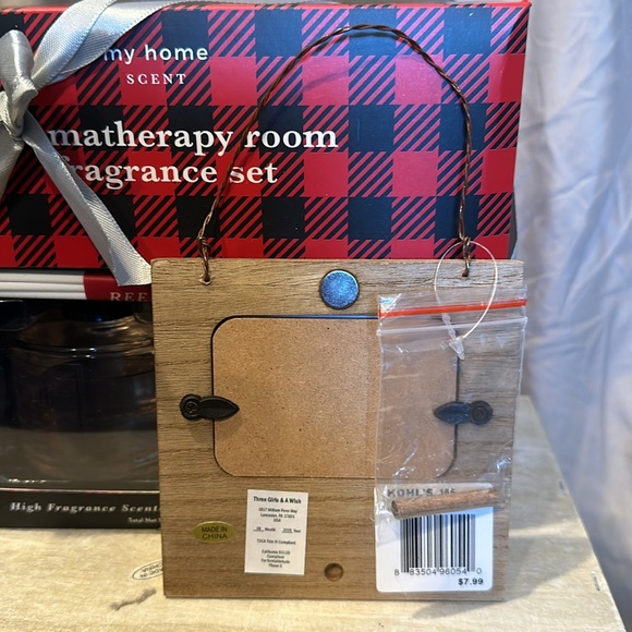 NWT: Aromatherapy Set W/ Ornament - Picture 3 of 5